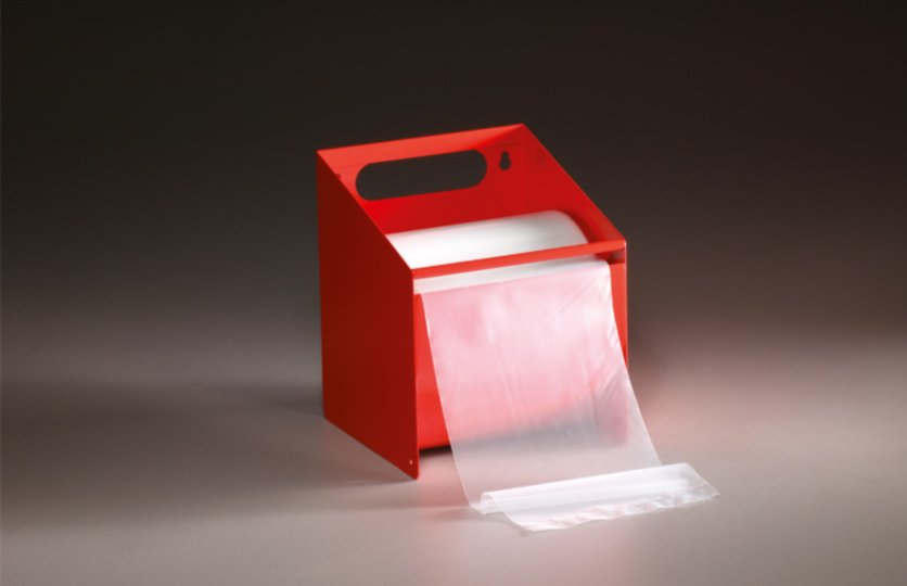 Metallbox mit Sanstrap® Dehnbändern in 150 mm Breite zur praktischen Aufbewahrung im Lager.