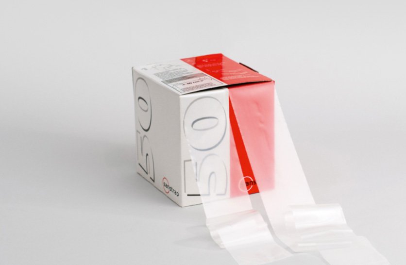 Sanstrap® 50 Dehnband-Box mit 50 mm breiten Bändern – leichte Lösung mit 50 % Materialeinsparung.